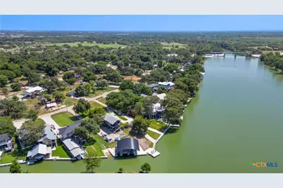 152 Lakeside Drive, Seguin, TX 78155 - Photo 4