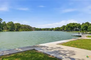 152 Lakeside Dr, Seguin, TX 78155 - Photo 1