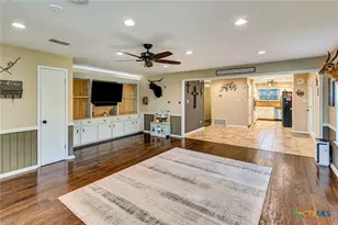 351 Sulphur Estates Rd, Victoria, TX 77905 - Photo 12