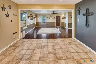 351 Sulphur Estates Rd, Victoria, TX 77905 - Photo 20