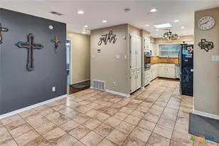 351 Sulphur Estates Rd, Victoria, TX 77905 - Photo 16