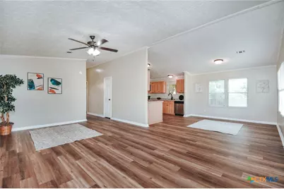 807 E Mesquite Lane, Victoria, TX 77901 - Photo 6