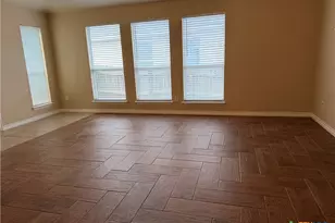 1229 Hilltop Dr, San Marcos, TX 78666 - Photo 4