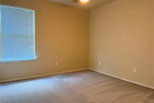 1229 Hilltop Dr, San Marcos, TX 78666 - Photo 8