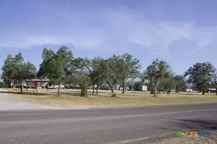 810 Fm 470, Bandera, TX 78003 - Photo 34