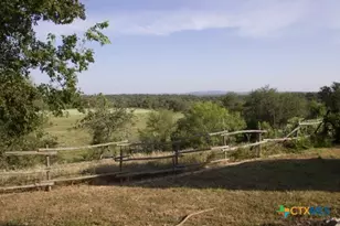 810 Fm 470, Bandera, TX 78003 - Photo 26