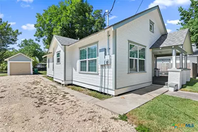 1903 E North Street, Victoria, TX 77901 - Photo 20