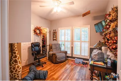 303 Woodlands Lane, Victoria, TX 77904 - Photo 24