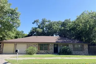 421 Jeffery Ln, Copperas Cove, TX 76522 - Photo 1