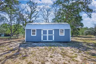 209 Sandy Oaks Dr, Seguin, TX 78155 - Photo 38