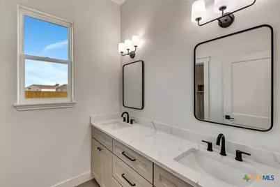 315 Dove Drive, Victoria, TX 77905 - Photo 20