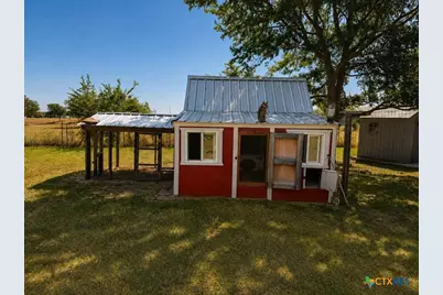 2415 Old Crawford Road, Crawford, TX 76638 - Photo 32
