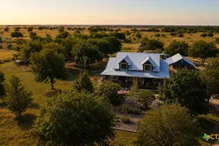 2415 Old Crawford Rd, Crawford, TX 76638 - Photo 4