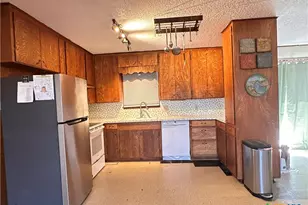 1409 Prospect St, San Marcos, TX 78666 - Photo 8