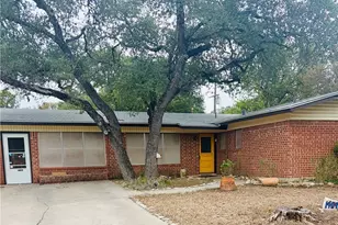 1409 Prospect St, San Marcos, TX 78666 - Photo 1