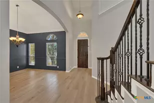 263 Hamburg Ave, New Braunfels, TX 78132 - Photo 4