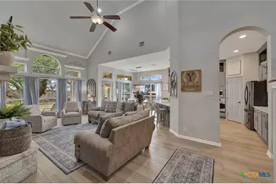 263 Hamburg Avenue, New Braunfels, TX 78132 - Photo 10