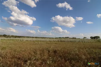 5668 State Highway 97, Floresville, TX 78114 - Photo 18