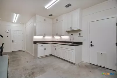 108 Ontario Street, Victoria, TX 77905 - Photo 28
