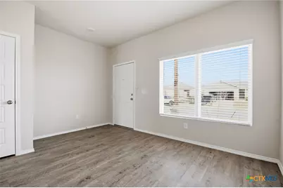 292 Legacy Circle, New Braunfels, TX 78130 - Photo 6