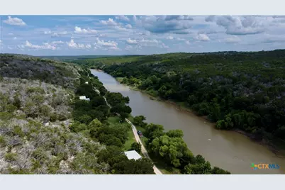 2212 N River Road, Lampasas, TX 76550 - Photo 8