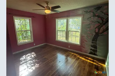 1801 E Walnut Avenue, Victoria, TX 77901 - Photo 10