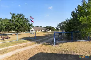 986 High Grove Rd, Cedar Creek, TX 78612 - Photo 28