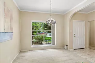 841 Dimrock, Schertz, TX 78154 - Photo 6