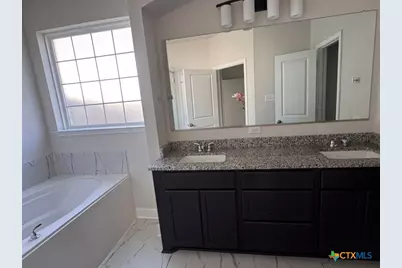 5712 Red Fish Court, Belton, TX 76513 - Photo 12