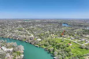 580 E Zipp Rd, New Braunfels, TX 78130 - Photo 48