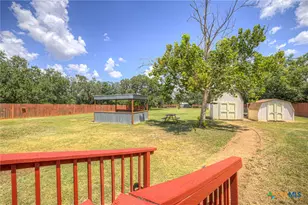 580 E Zipp Rd, New Braunfels, TX 78130 - Photo 40