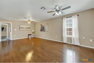 580 E Zipp Road, New Braunfels, TX 78130 - Photo 30