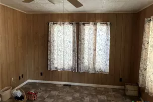 1603 N Ave J, Shiner, TX 77984 - Photo 8