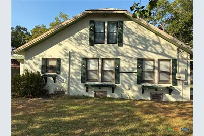 1603 N Avenue J, Shiner, TX 77984 - Photo 2