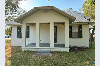 1603 N Avenue J, Shiner, TX 77984 - Photo 1
