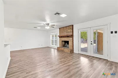 1501 N Wall Street, Belton, TX 76513 - Photo 8
