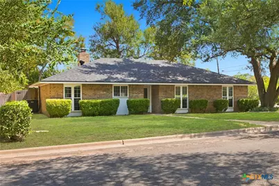 1501 N Wall Street, Belton, TX 76513 - Photo 2