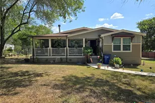 327 Reyna Ln, Seguin, TX 78155 - Photo 1