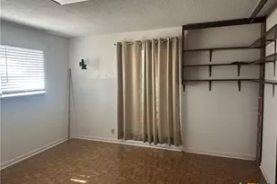 408 Royal Oak Dr, Victoria, TX 77905 - Photo 8
