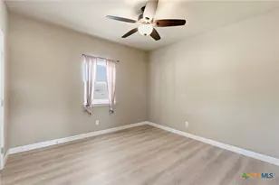 373 Cross Rd, Kingsbury, TX 78638 - Photo 12