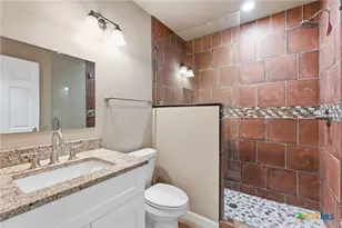 373 Cross Rd, Kingsbury, TX 78638 - Photo 14