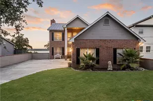 1870 Stagecoach Dr, Canyon Lake, TX 78133 - Photo 6