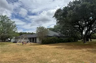 3542 Coletoville Rd, Victoria, TX 77905 - Photo 6