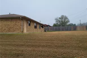 309 Horseshoe Dr, Copperas Cove, TX 76522 - Photo 2