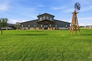 12093 Sulphur Springs Rd, Adkins, TX 78101 - Photo 2