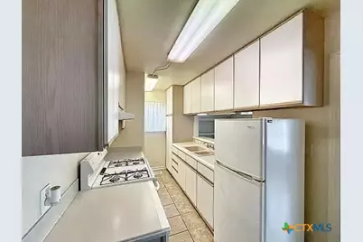 460 Comal Avenue, New Braunfels, TX 78130 - Photo 2
