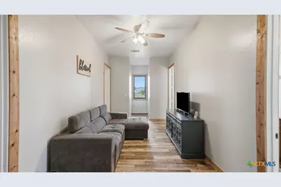 12093 Sulphur Springs Road, Adkins, TX 78101 - Photo 22