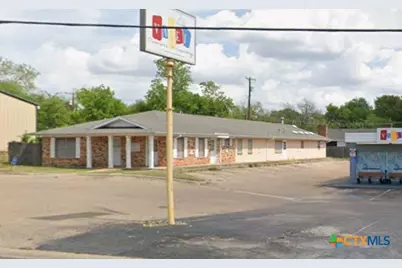 2211 S 57th Street, Temple, TX 76504 - Photo 2