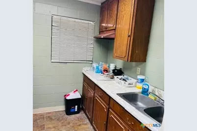 2211 S 57th Street, Temple, TX 76504 - Photo 6