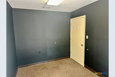 2001 Medical Parkway #D4, San Marcos, TX 78666 - Photo 4